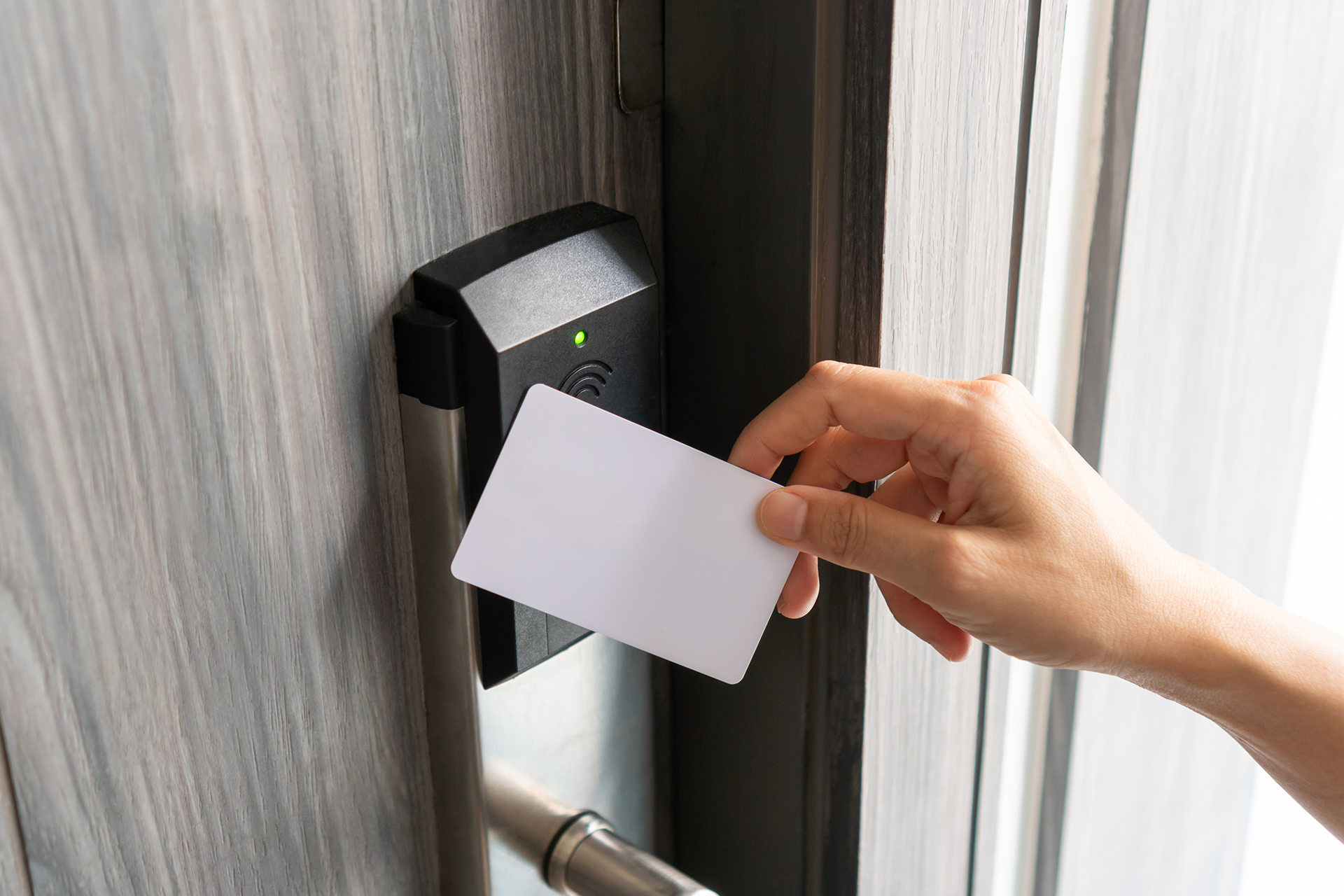 Smart keyless entry locksmith service Los Angeles